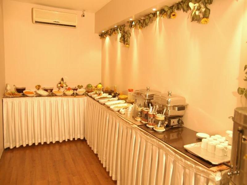 Beyaz Kugu Hotel Стамбул Экстерьер фото