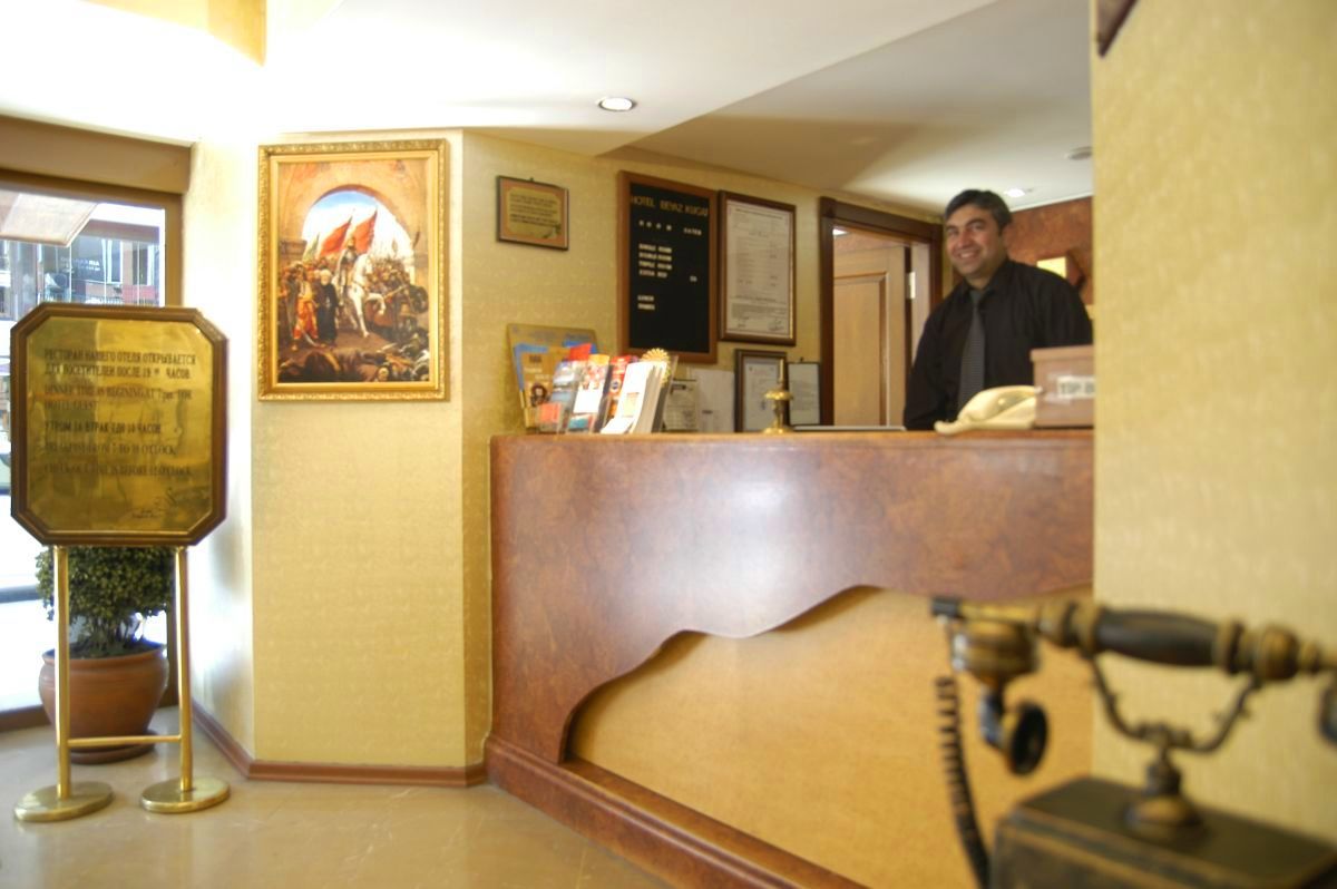 Beyaz Kugu Hotel Стамбул Экстерьер фото
