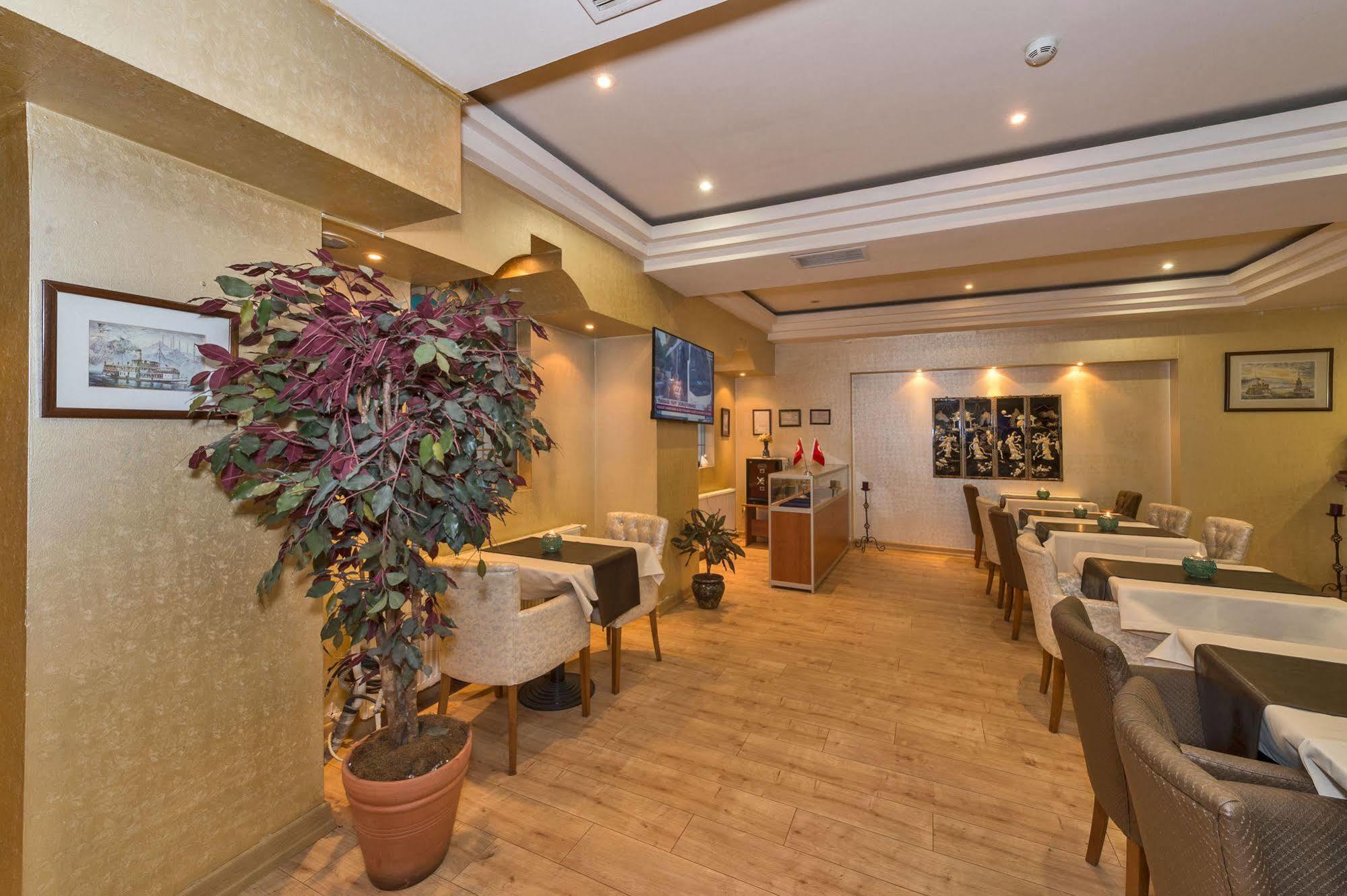 Beyaz Kugu Hotel Стамбул Экстерьер фото